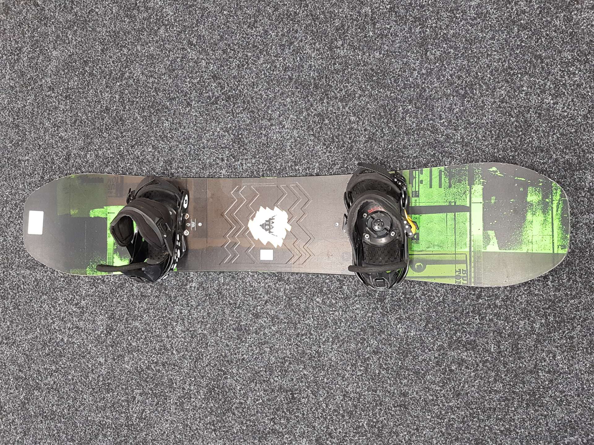 Použitý snowboard BURTON Radius + viazanie Burton veľkosť S