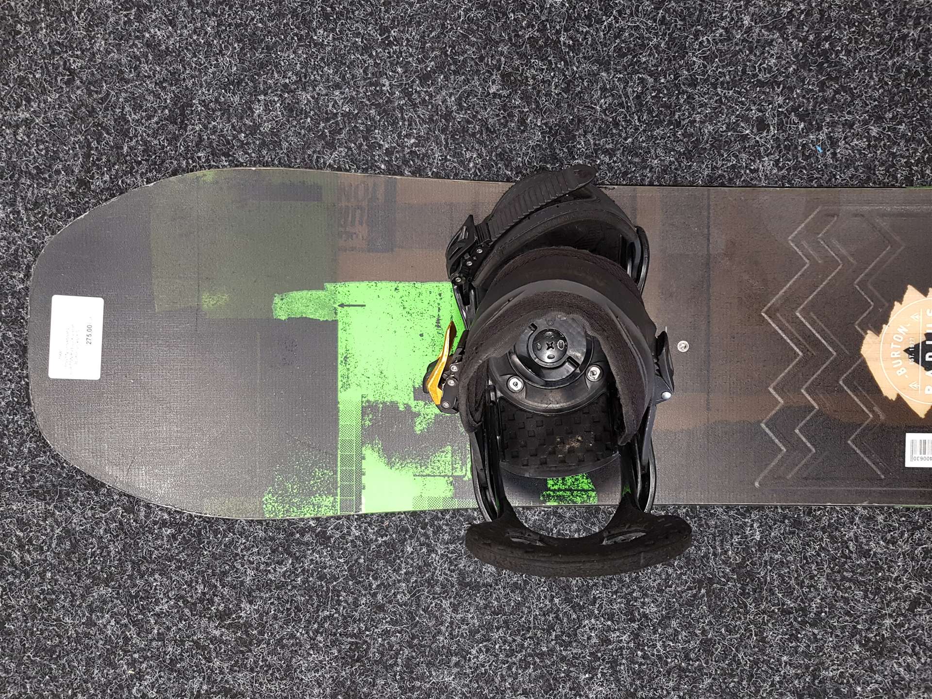 Použitý snowboard BURTON Radius + viazanie Burton veľkosť S
