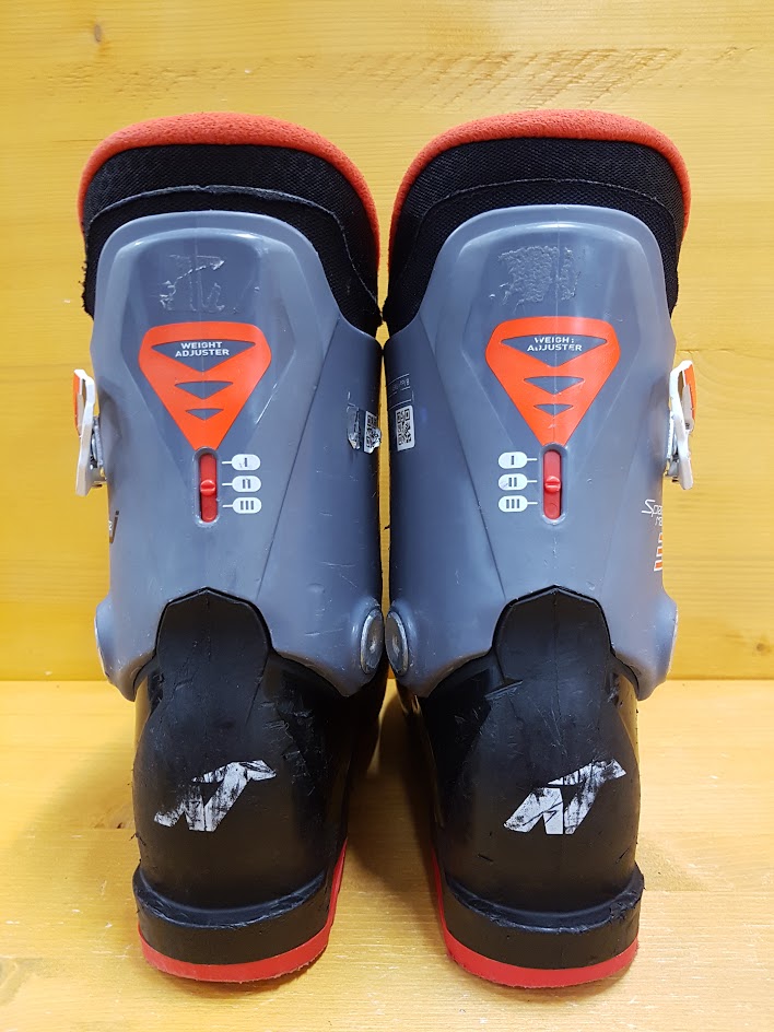 Použité lyžiarky NORDICA Speed Machine J3