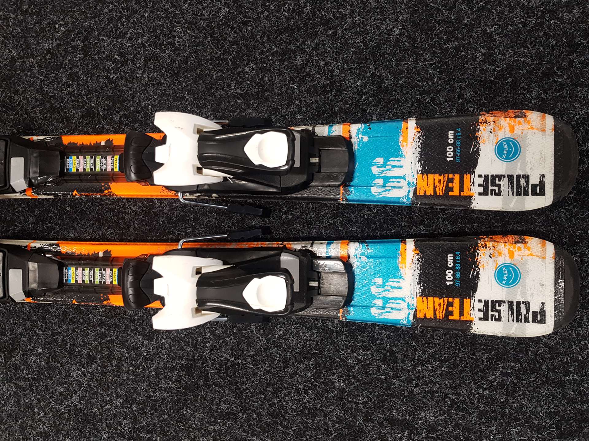 Použité detské lyže TECNOPRO Pulse Team 66 + viazanie Tecnopro TC45