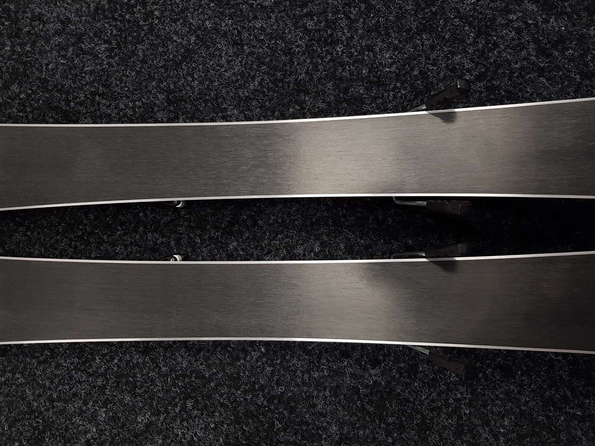 Použité lyže SPORTEN X-Fighter  + viazanie Tyrolia LRX 4.5