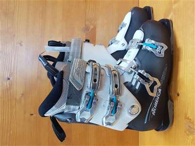 Použité lyžiarky NORDICA Nxt 85 W R