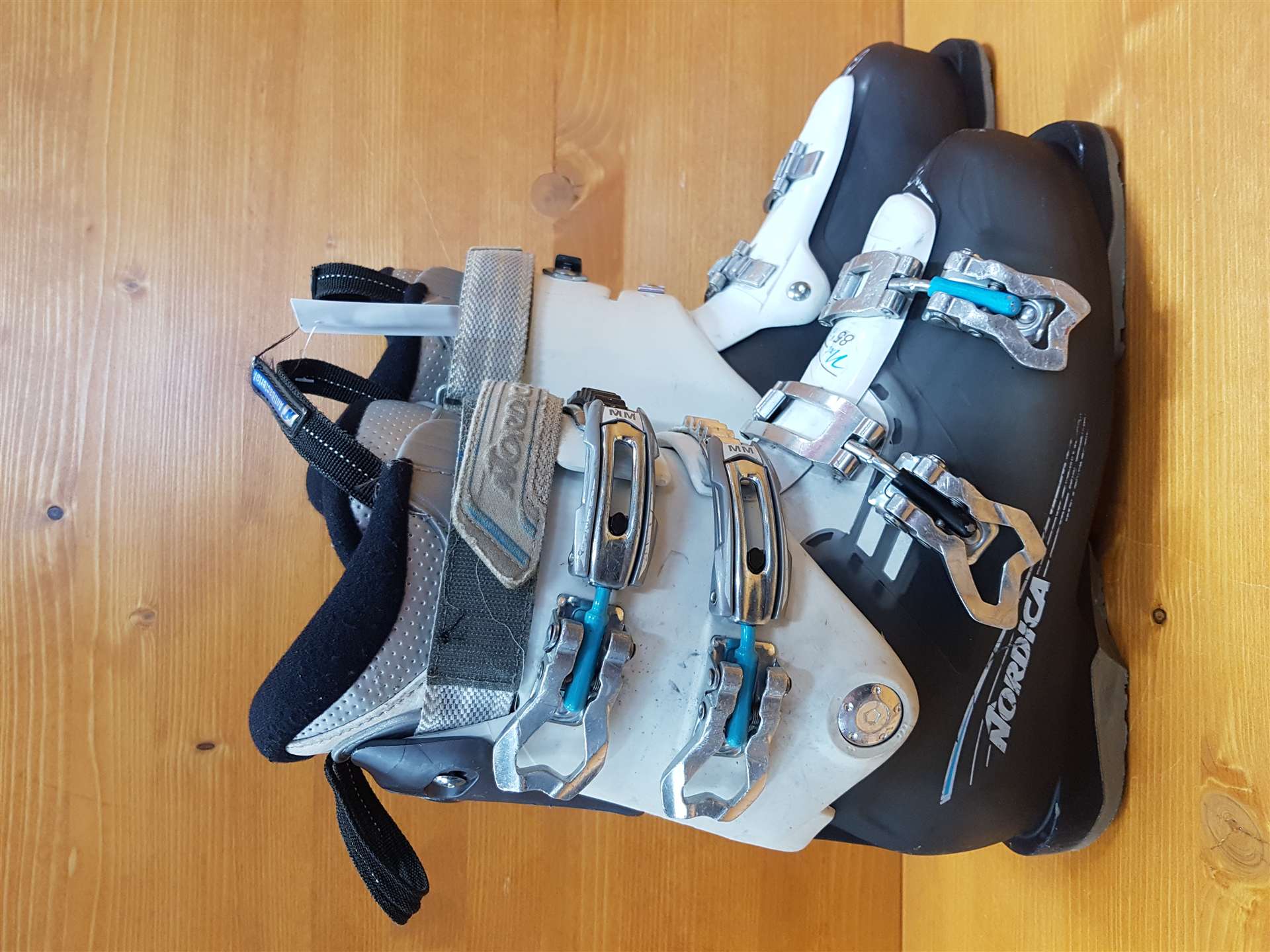 Použité lyžiarky NORDICA Nxt 85 W R