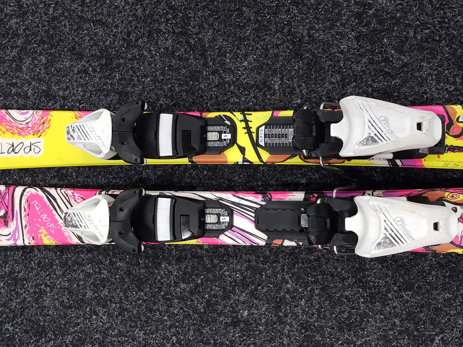 Použité detské lyže SPORTEN Bugaboo Girl + viazanie Tyrolia SLR 4.5
