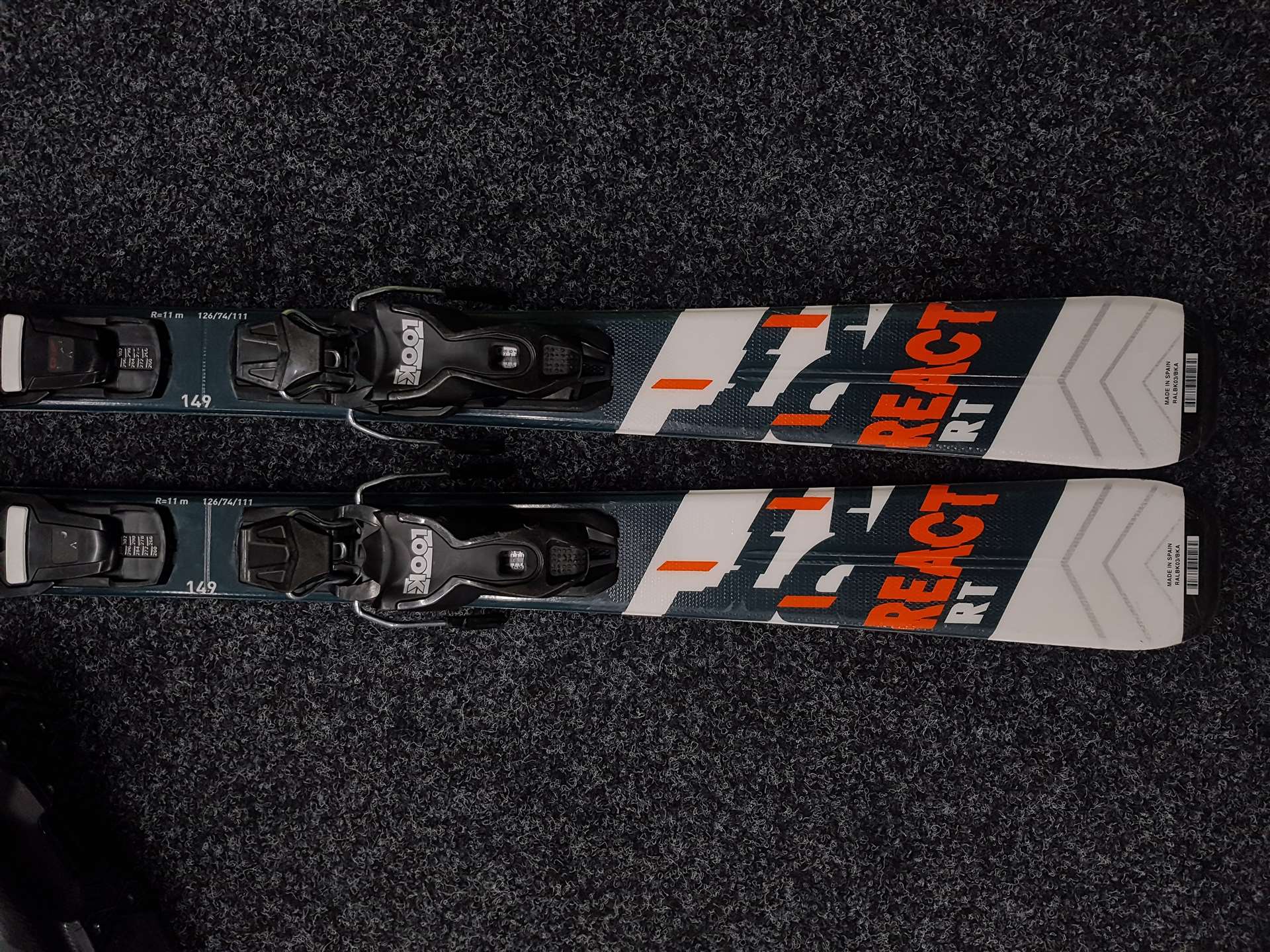 Bazaar Ski ROSSIGNOL React RT + Skischuhe SALOMON S MAX CRUISE