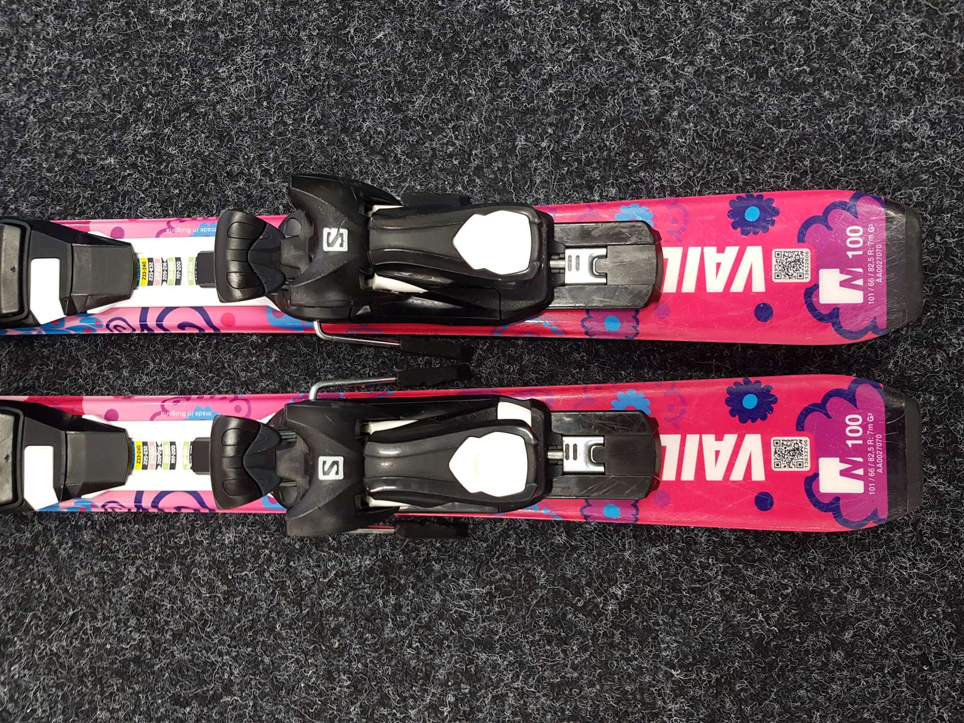 Použité detské lyže NEVICA Vail + viazanie Salomon 5