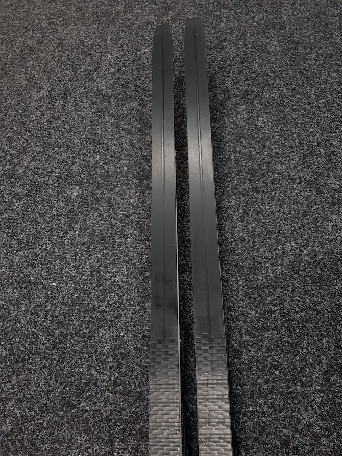 Bazárové bežecké lyže Fischer XC Ultralite Crown + NNN viazanie Fischer. 