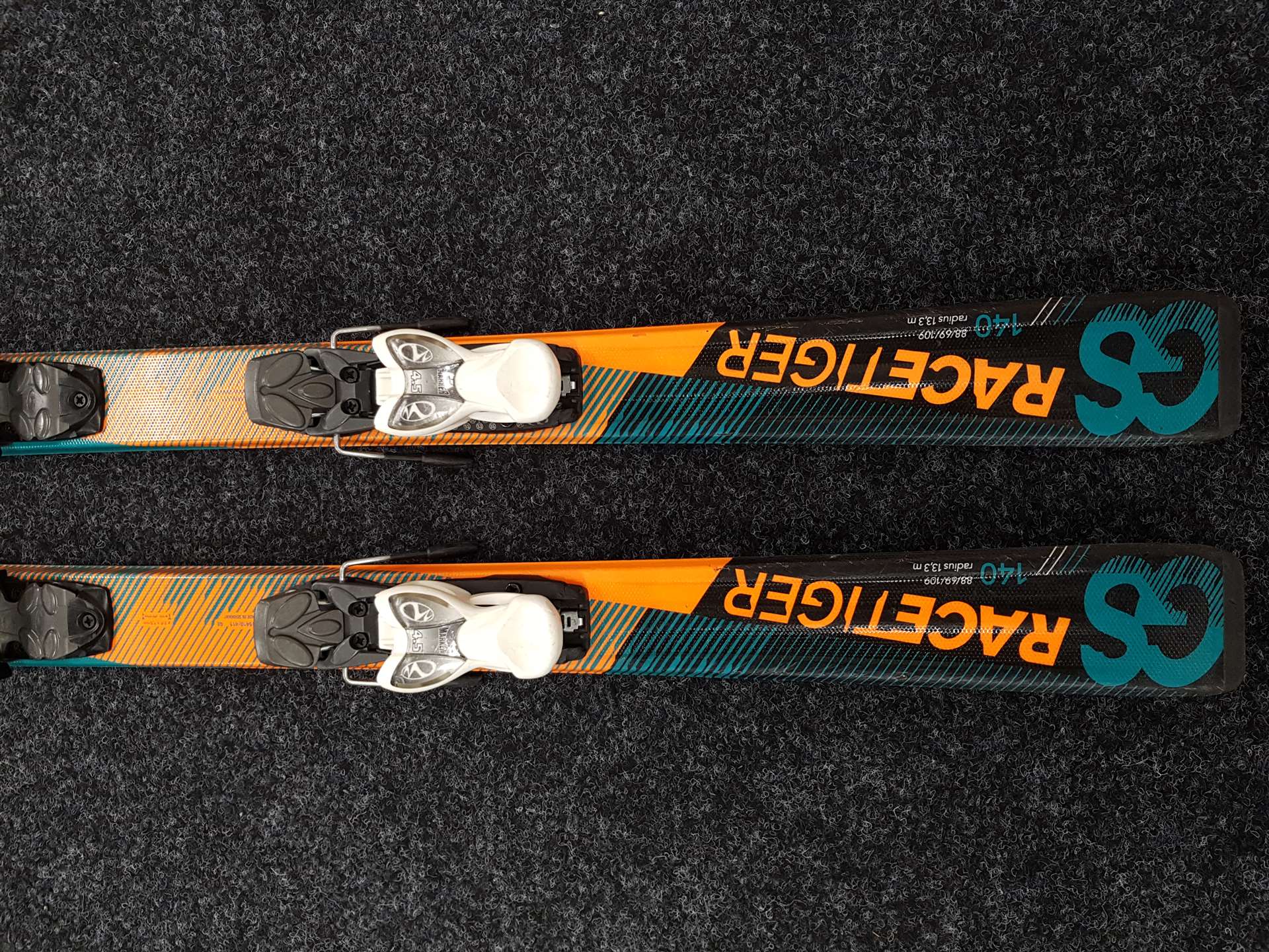 Použité lyže VOLKL Racetiger GS + viazanie Marker 4,5
