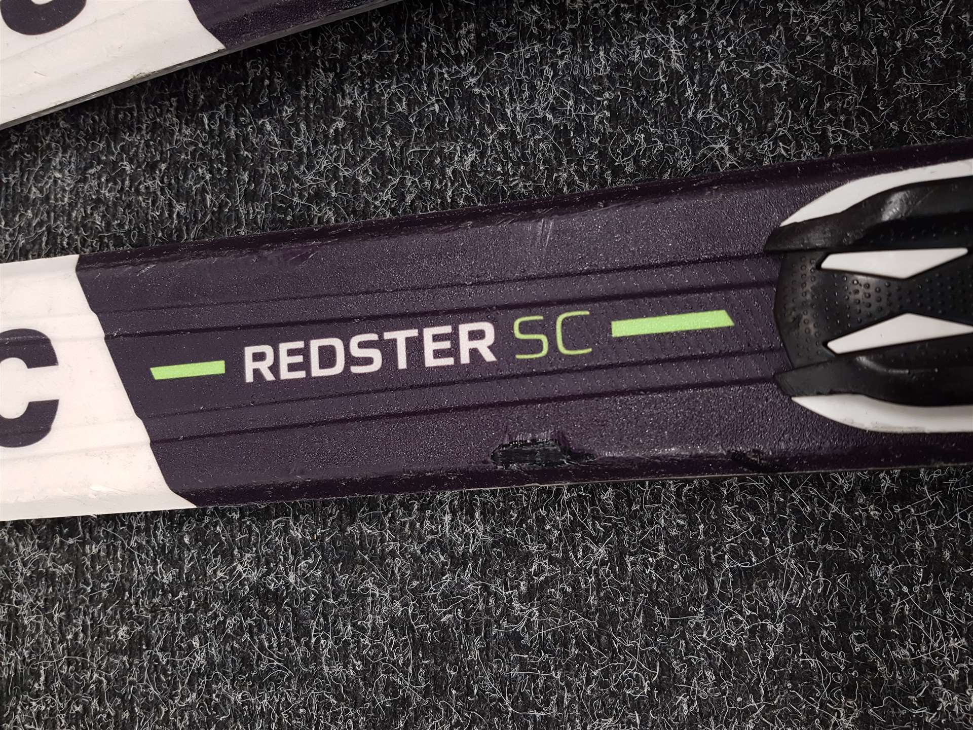 Použité lyže Atomic Redster SC