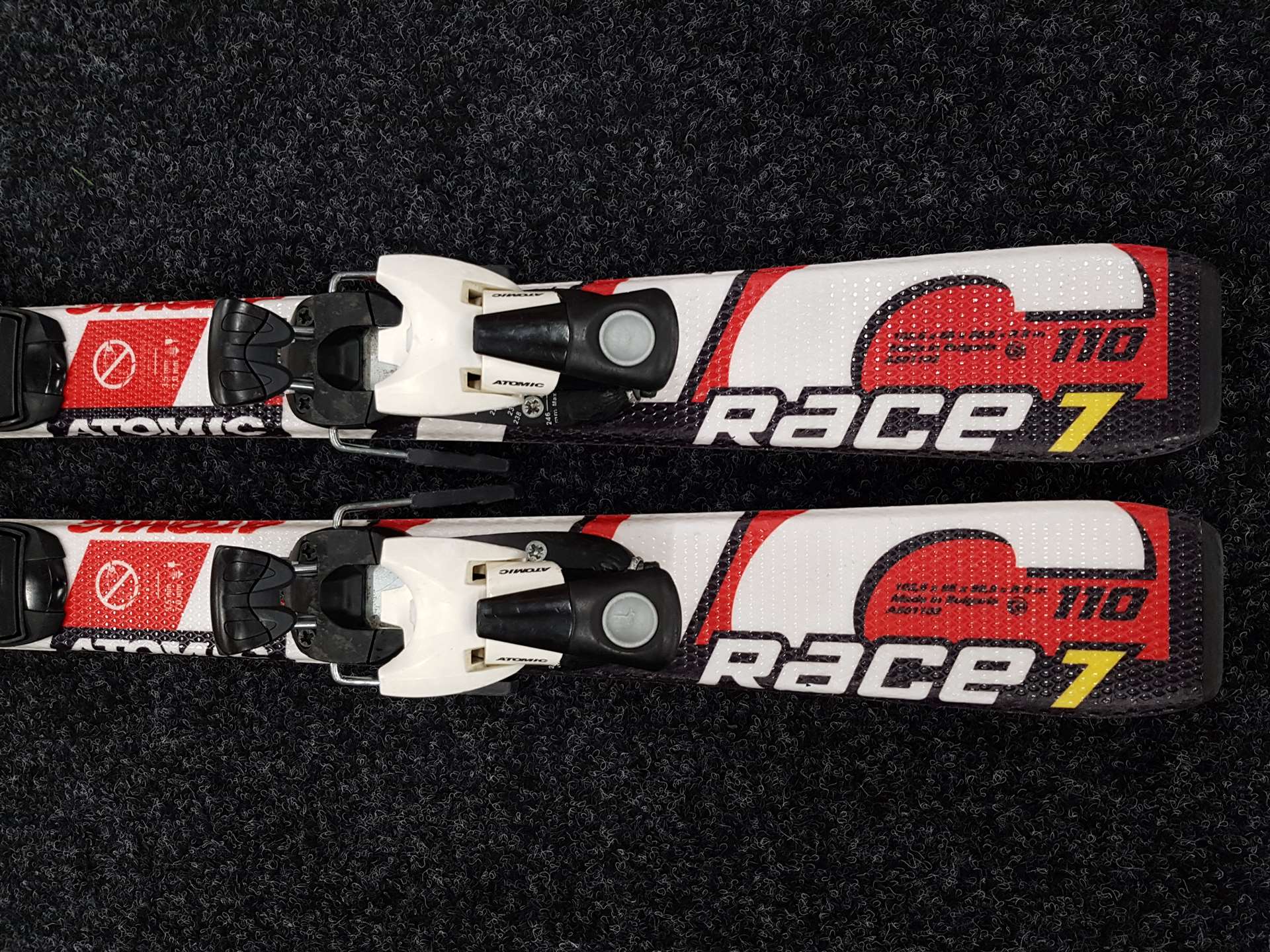 Použité lyže Atomic Race 7 + viazanie Atomic Evox