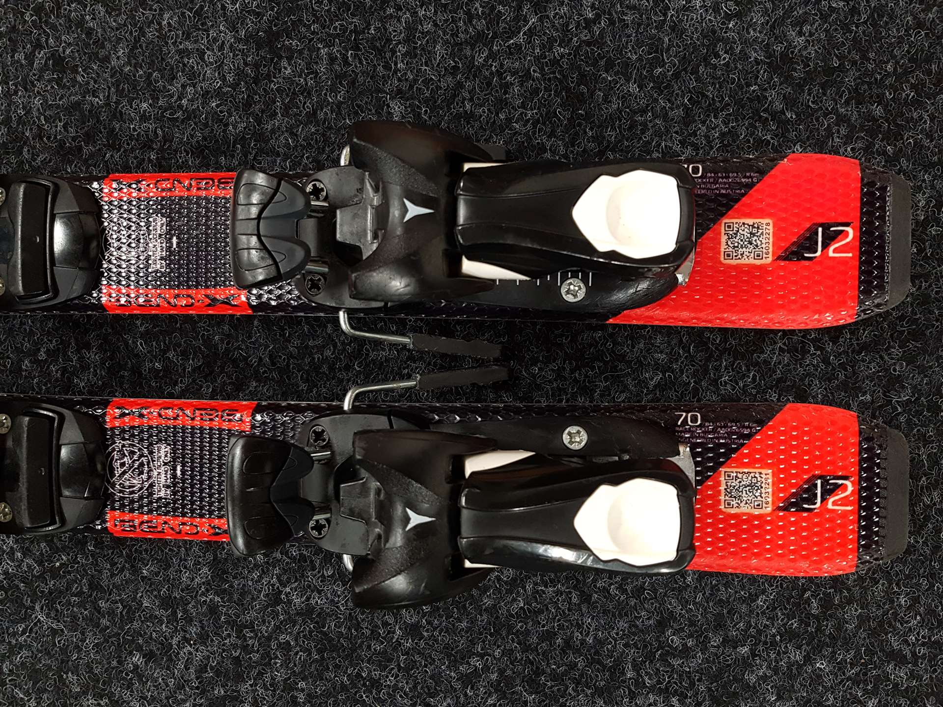 Použité lyže ATOMIC Bend-X J2 + viazanie Atomic C5