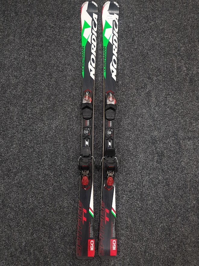 Bazaar Ski Nordica Dobermann Spitfire Ti