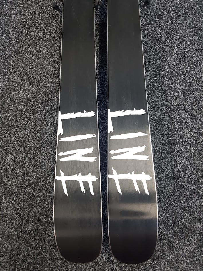 Použité lyže freestyle Line Chronic + viazanie Marker 7