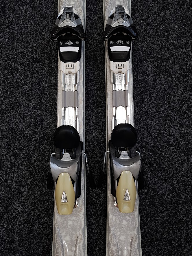 Použité lyže ELAN Silver Magic  + viazanie Elan9