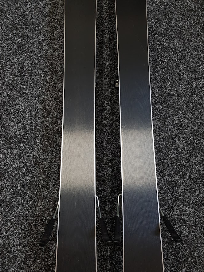 Použité lyže ELAN Silver Magic  + viazanie Elan9