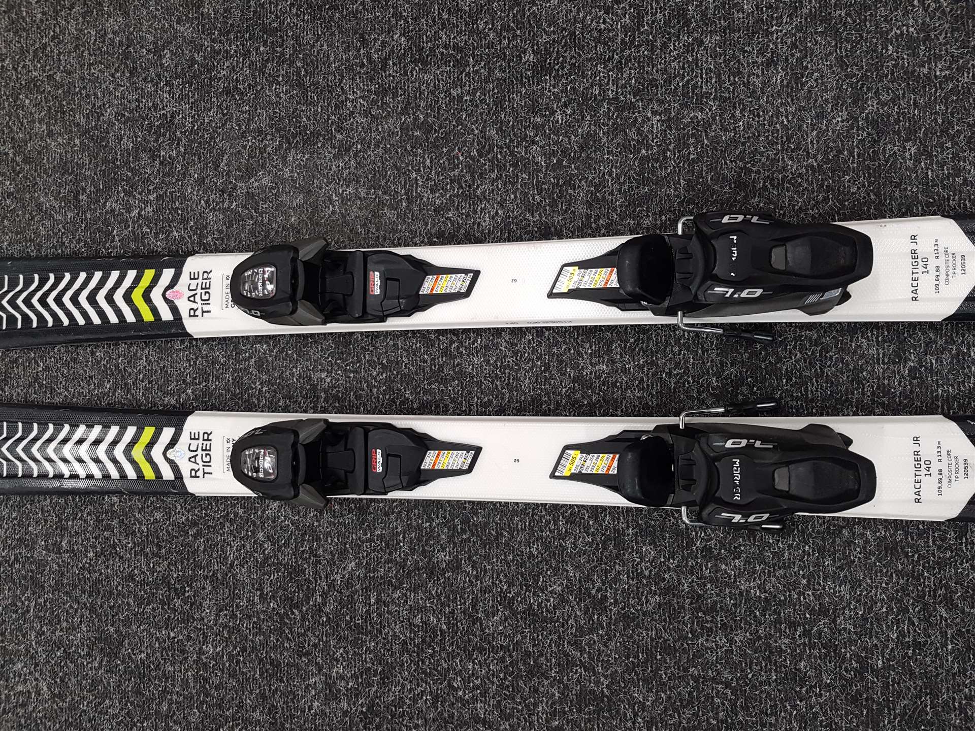 Použité lyže VOLKL Race Tiger 13JR