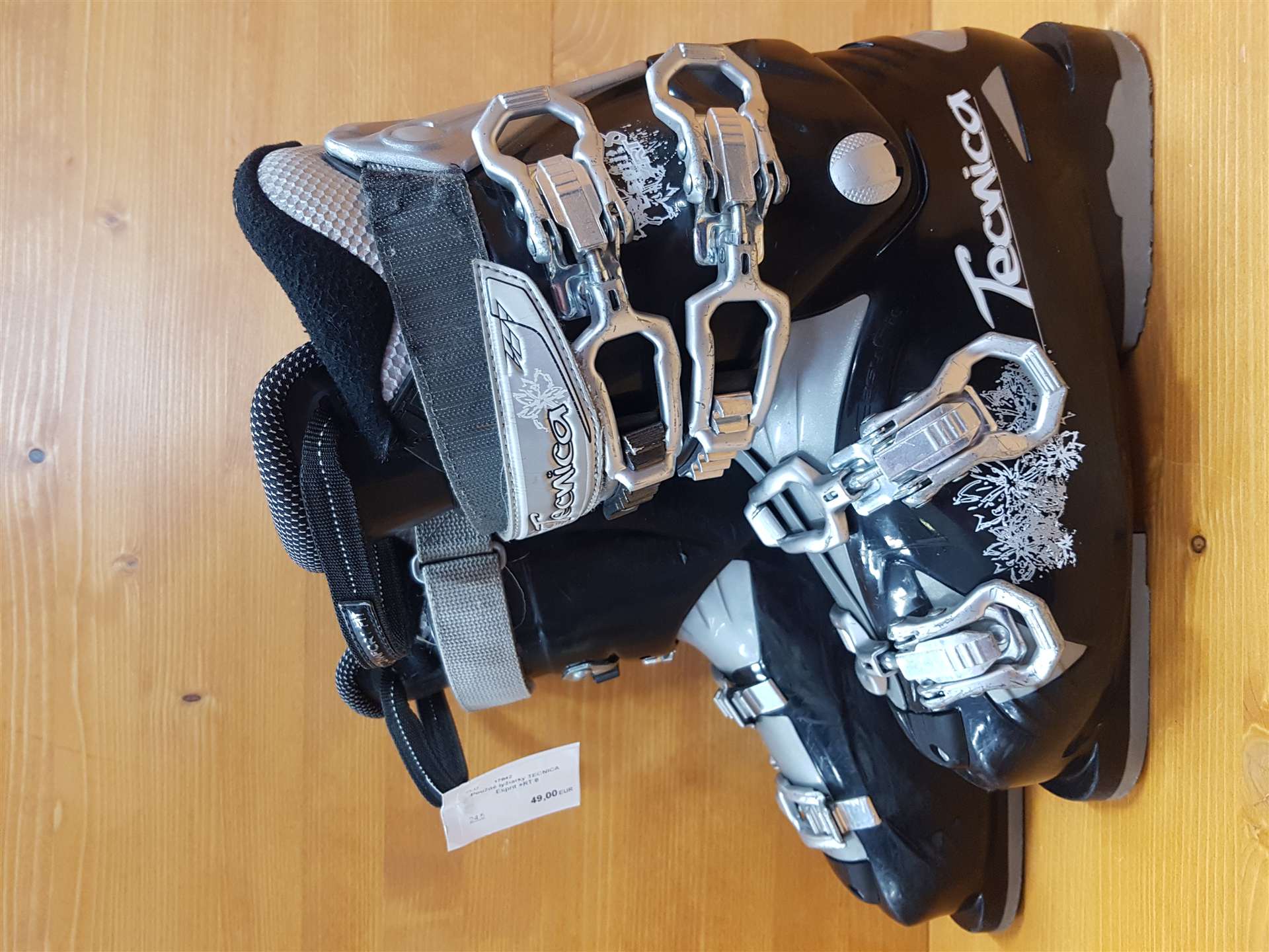 Použité lyžiarky TECNICA Esprit +RT 8