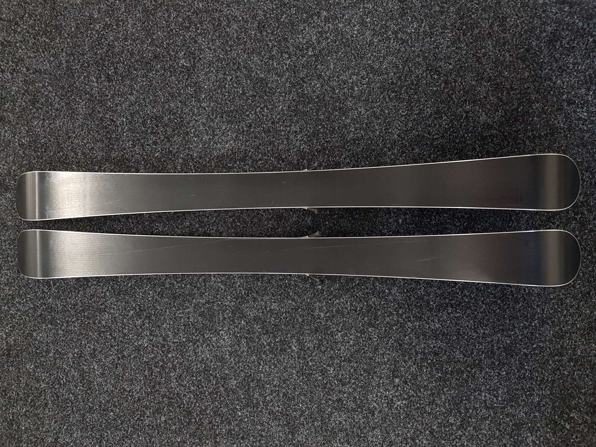 Použité freestyle lyže ROSSIGNOL S1 JR + viazanie Tyrolia 4,5