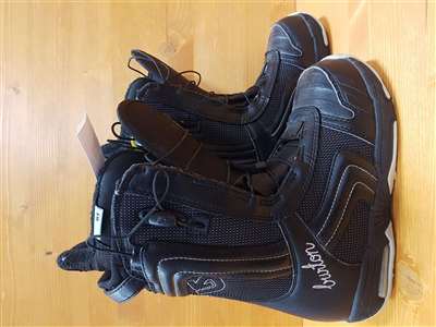 Použité snowboardové topánky BURTON Emerald women''s