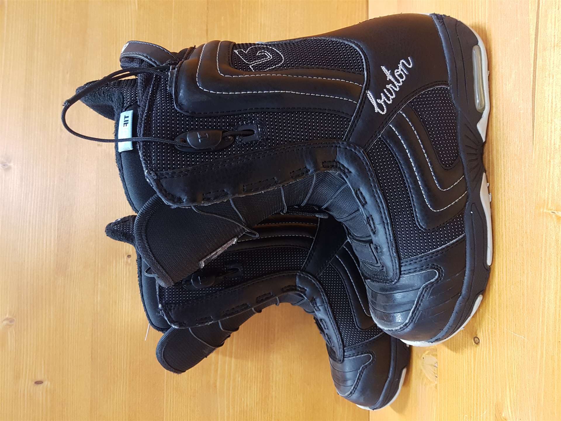 Použité snowboardové topánky BURTON Emerald women''s