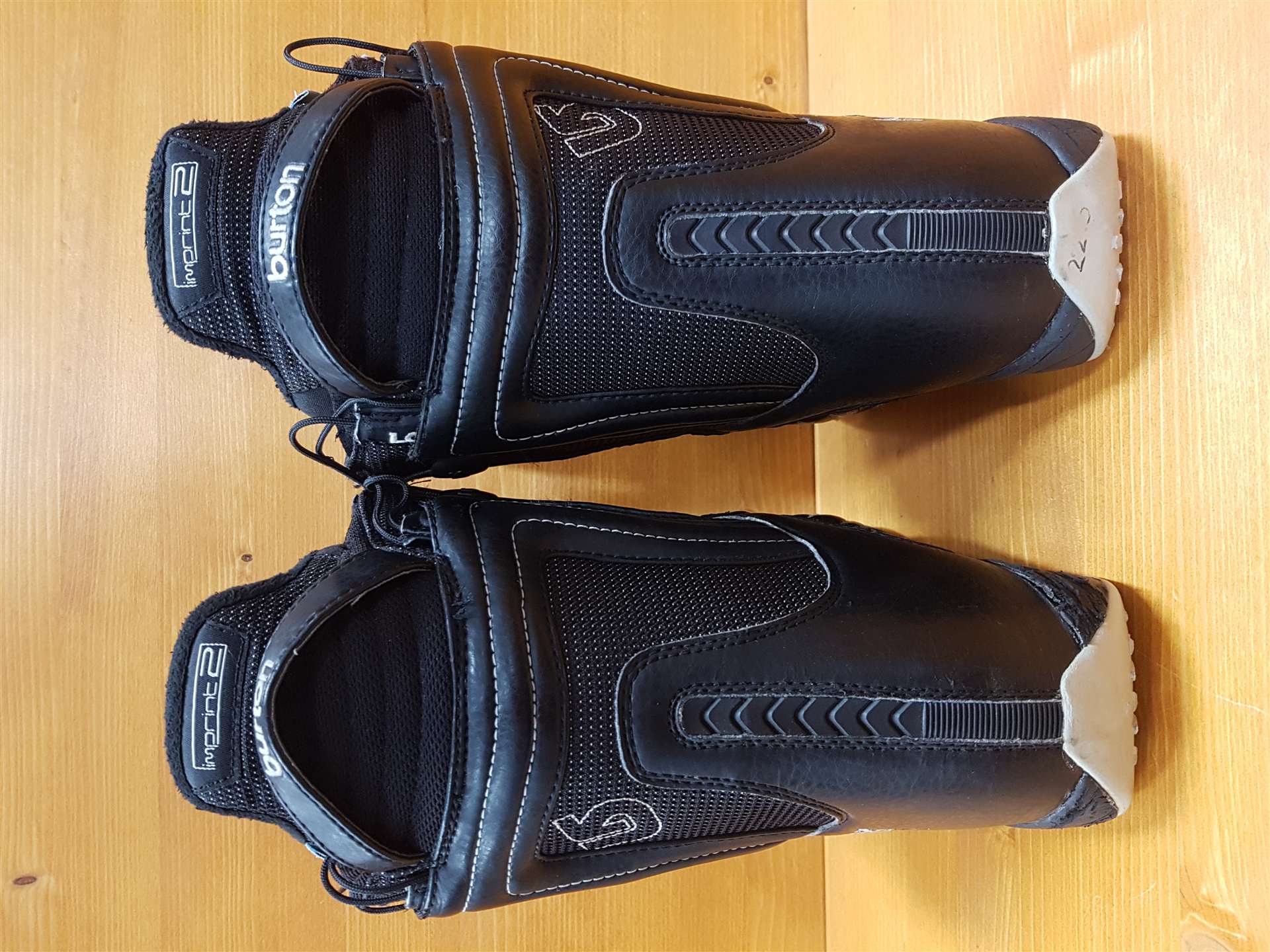 Použité snowboardové topánky BURTON Emerald women''s