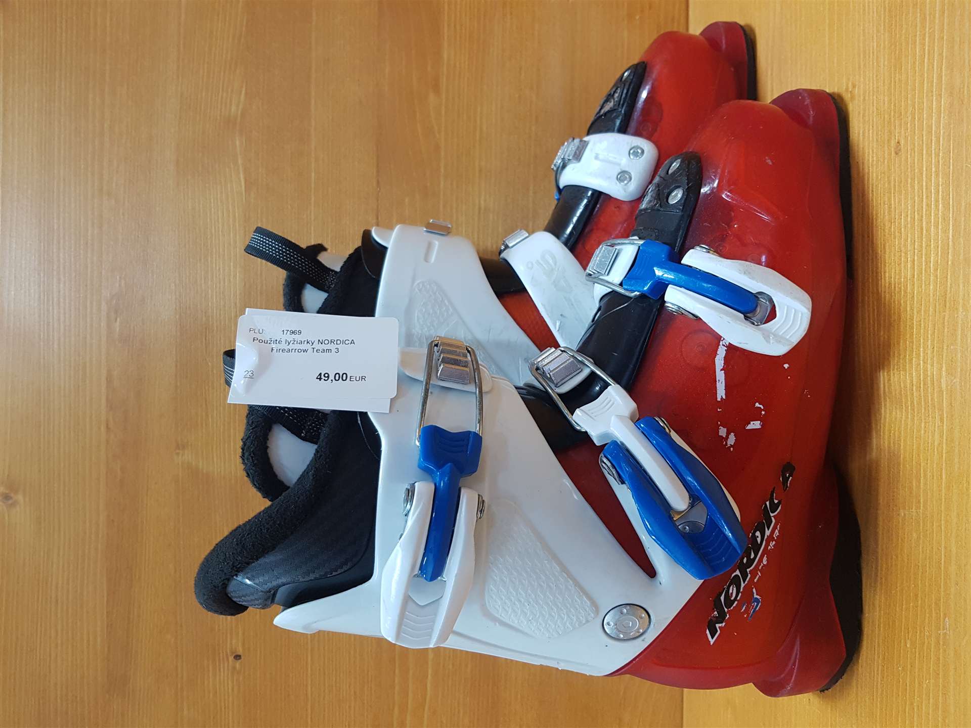Použité lyžiarky NORDICA Firearrow Team 3