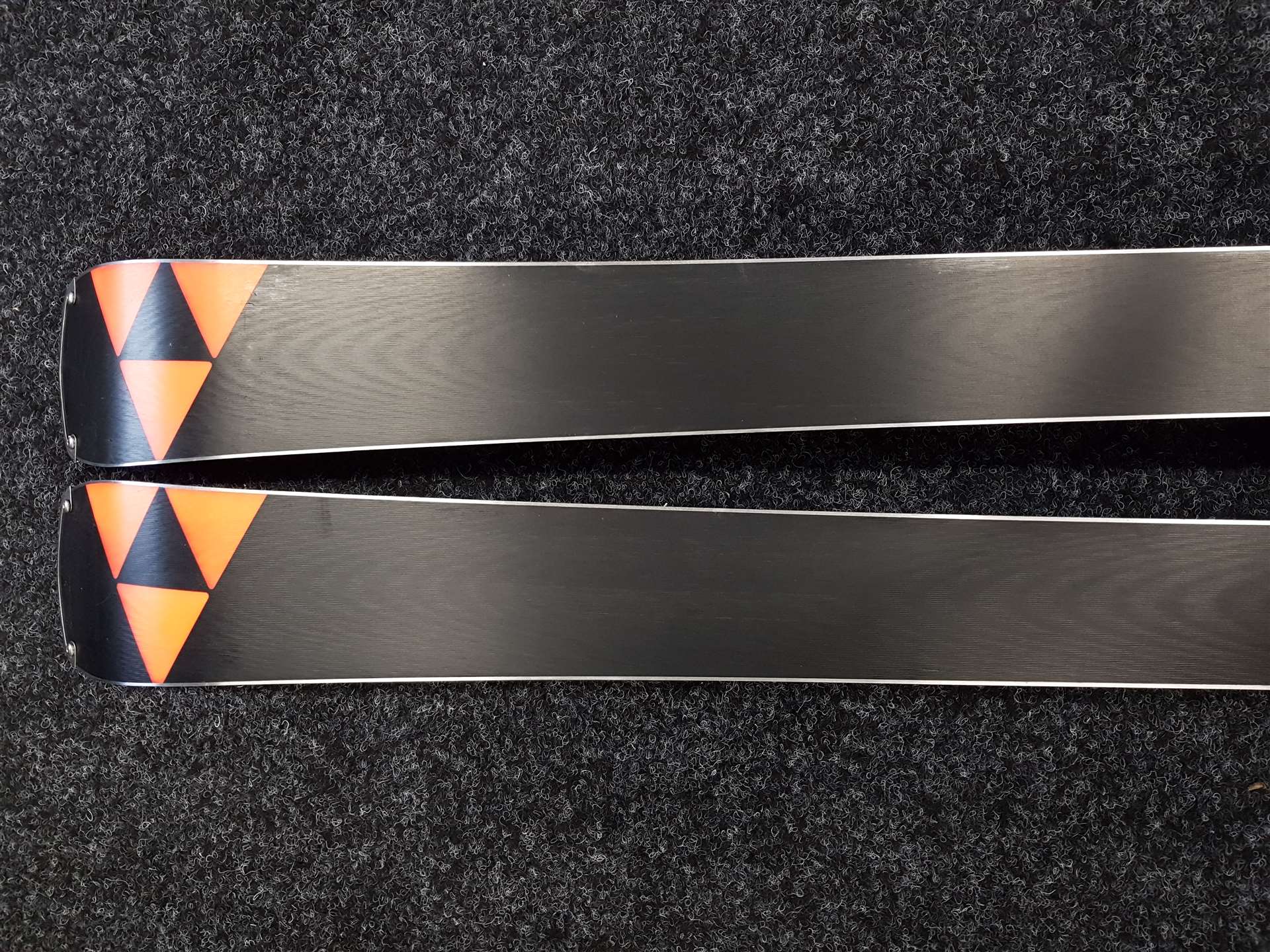 Použité lyže FISCHER The Curv DTX + viazanie Fischer RSX 12