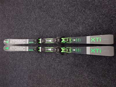 Použité lyže ATOMIC Redster XTi + viazanie Atomic FT 12