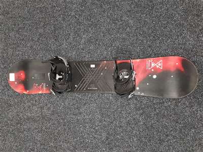 Použitý snowboard BURTON Experience + viazanie Head veľkosť S