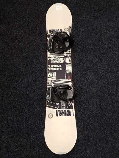 Použitý snowboard HEAD Tribute + viazanie Drake veľkosť S/M
