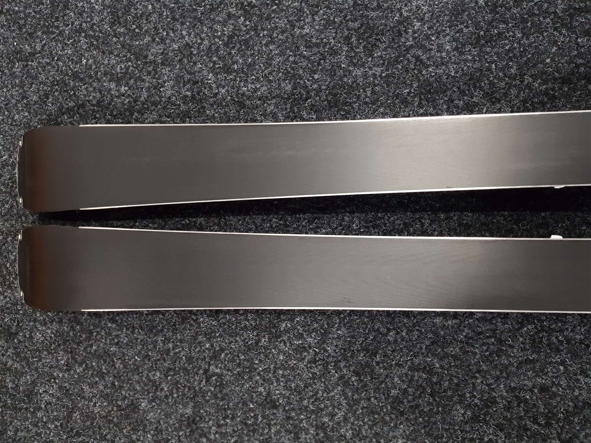 Použité lyže ROSSIGNOL Zenith SX + viazanie Look Xpress 10