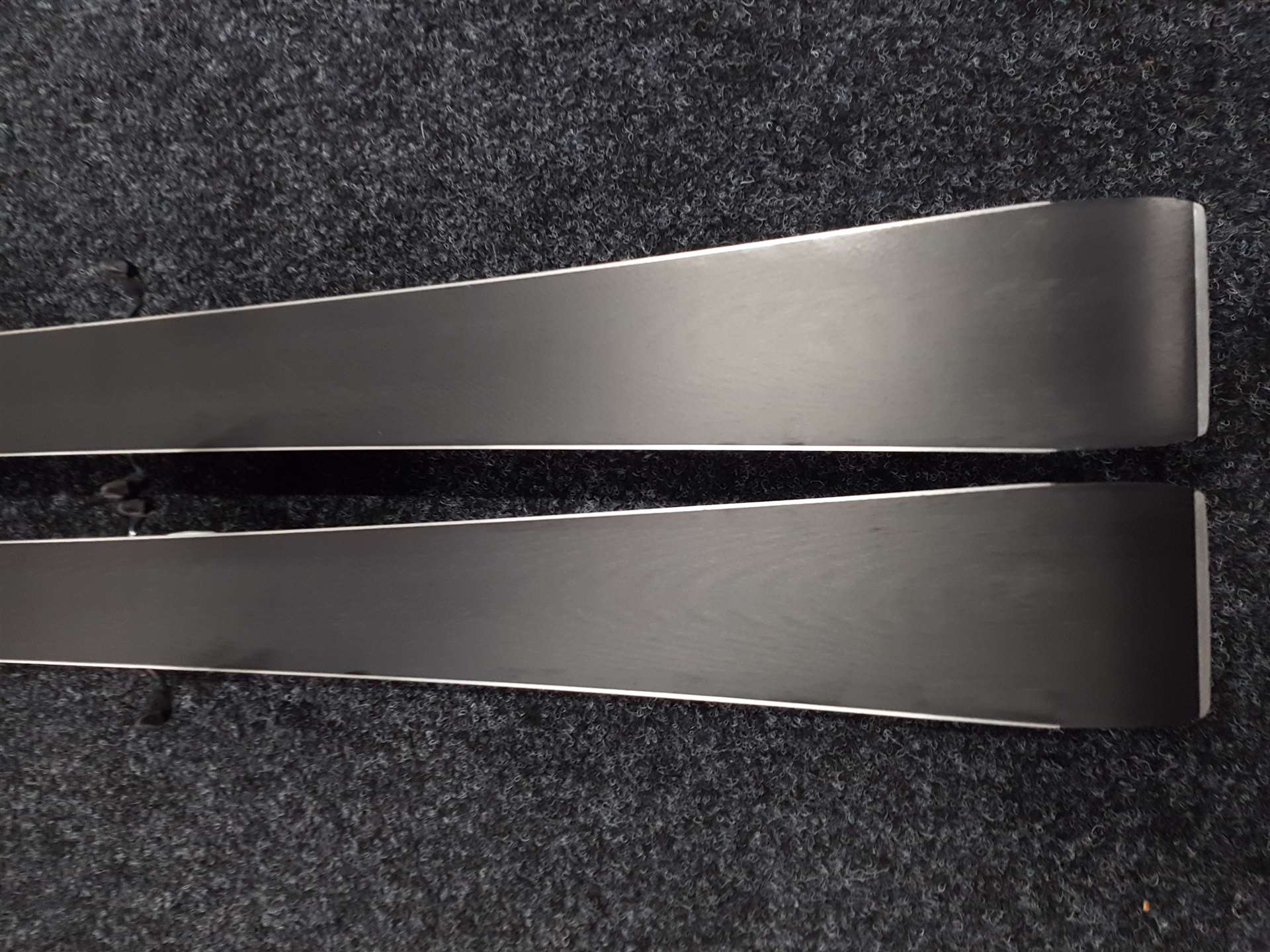 Použité lyže ROSSIGNOL Zenith SX + viazanie Look Xpress 10