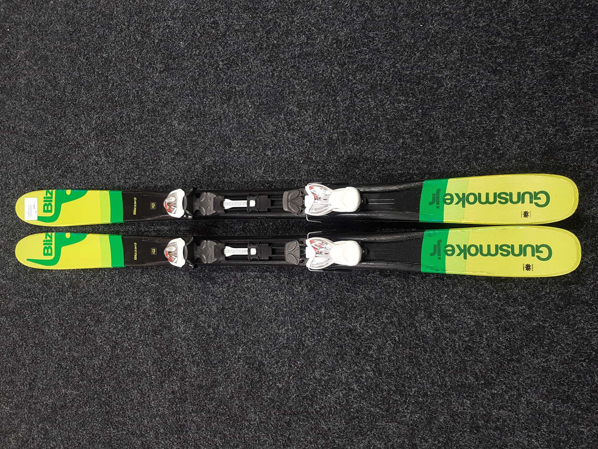 Použité freestyle lyže BLIZZARD Gunsmoke Jr + viazanie Blizzard 7.0