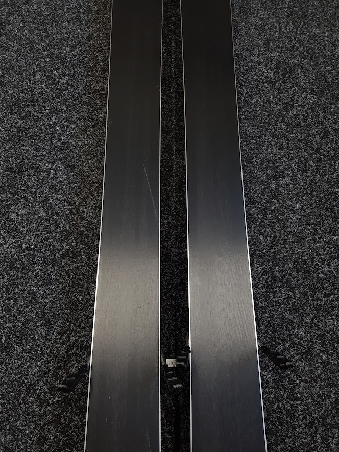 Použité lyže VOLKL Kendo + viazanie Marker Squire 11