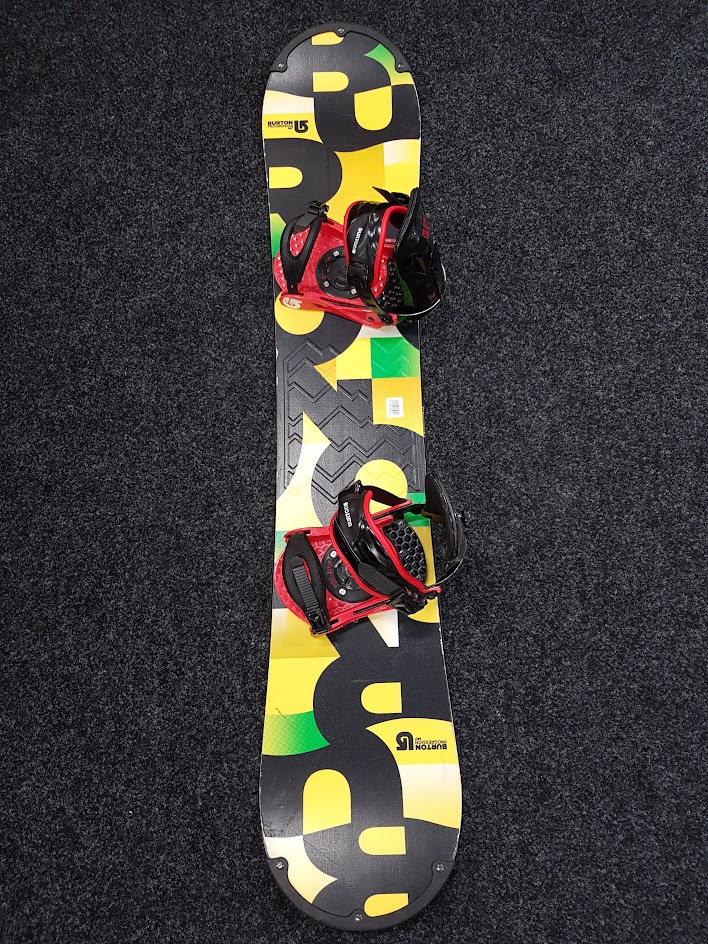 Použitý snowboard BURTON Progression + viazanie Burton veľkosť M