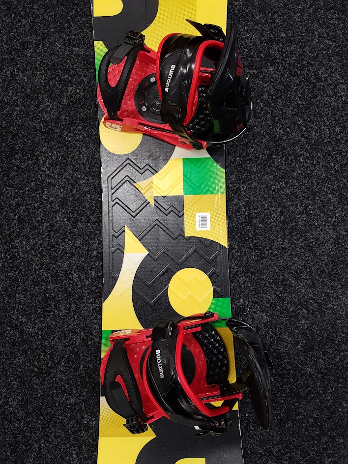 Použitý snowboard BURTON Progression + viazanie Burton veľkosť M