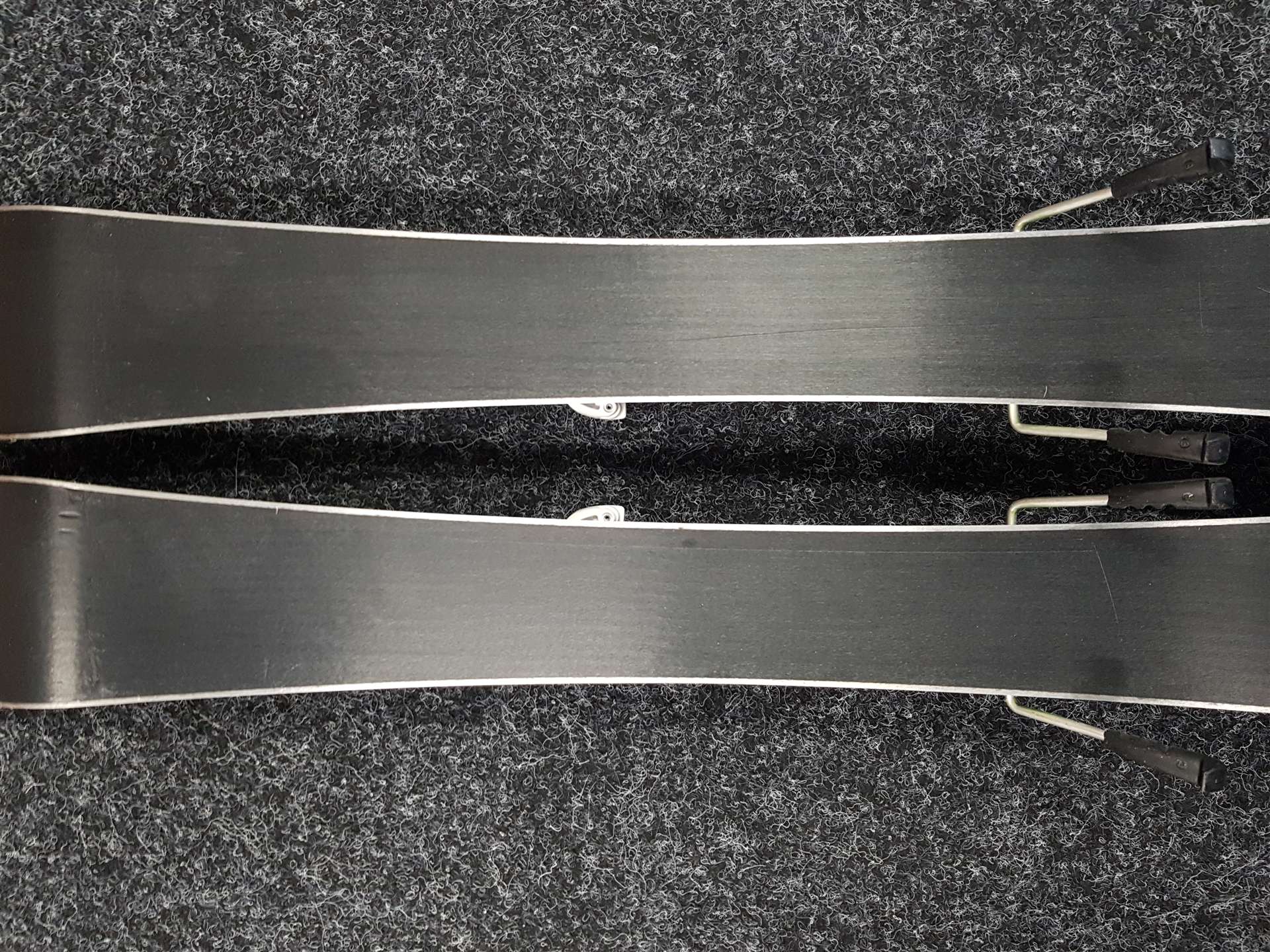 Použité detské lyže WEDZE Boost 100 + viazanie Tyrolia SMR 4.5