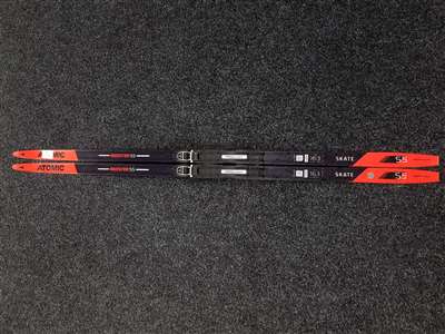 Použité bežecké lyže Atomic Redster S5 Skate + NNN viazanie Tecnopro Prolink
