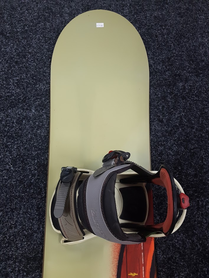 Použitý snowboard Burton Custom + viazanie Burton veľkost M