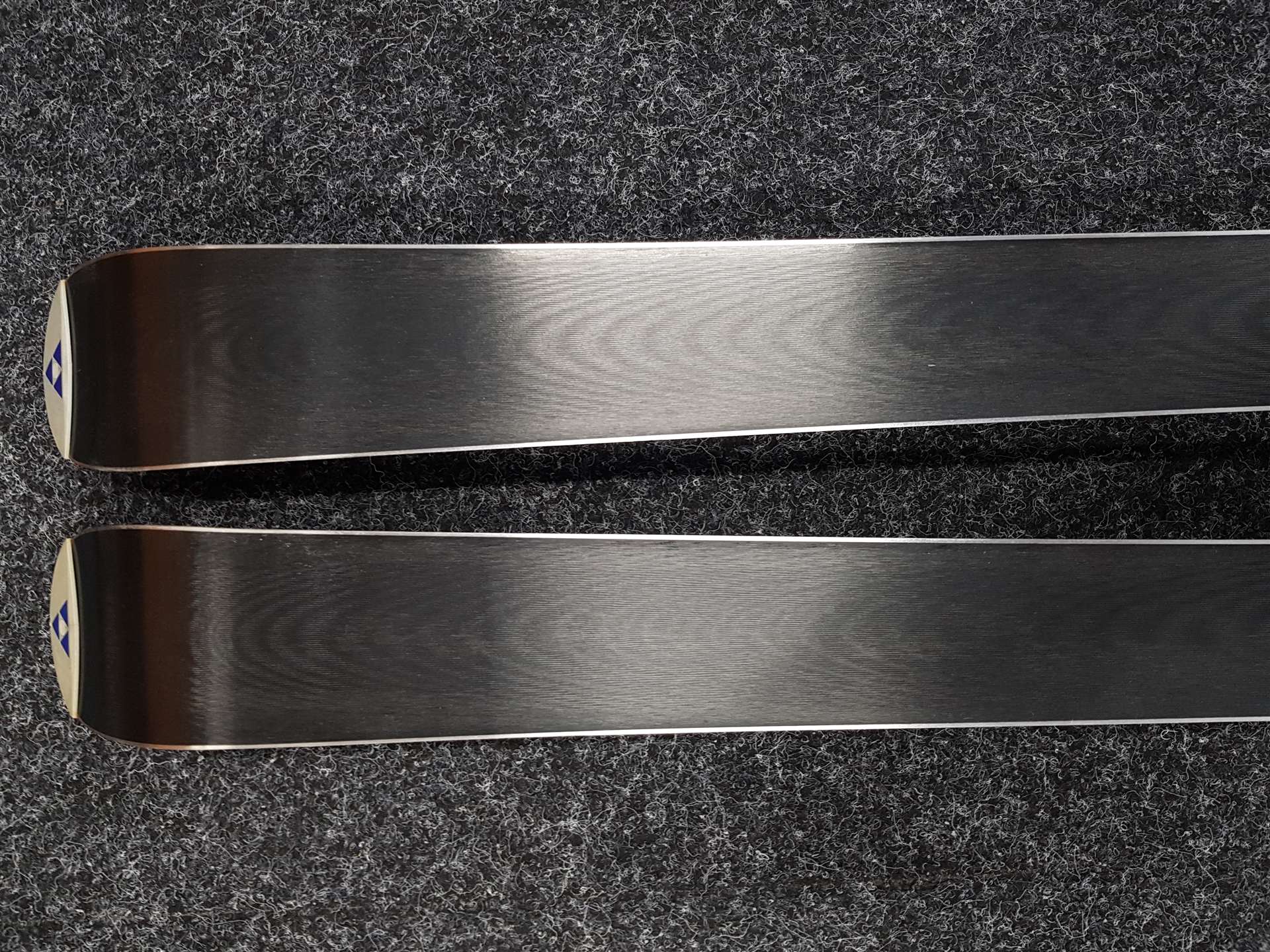 Použité lyže FISCHER S150 + viazanie Tyrolia SL100