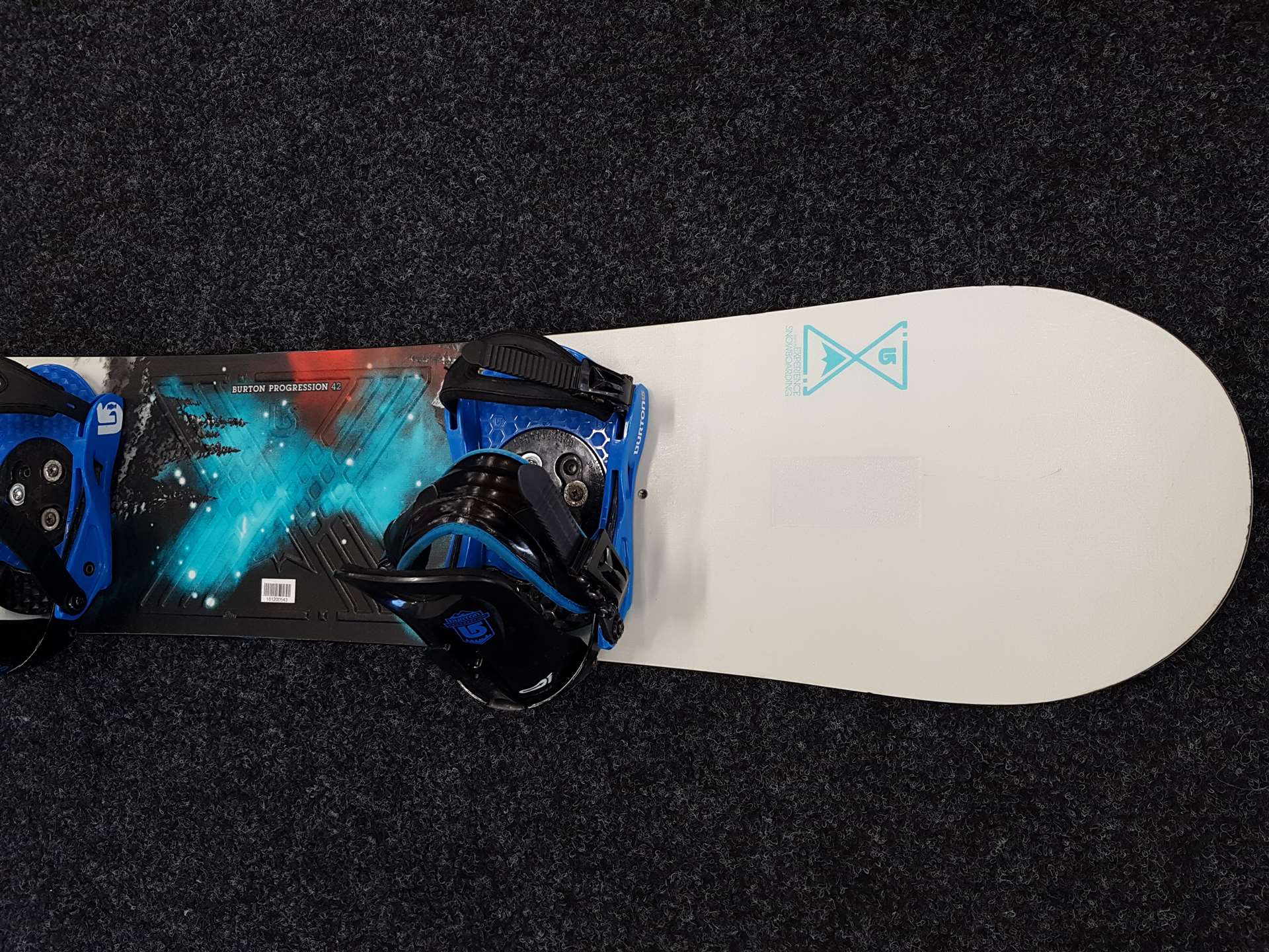 Použitý snowboard BURTON Progression 42 + viazanie Burton veľkosť S