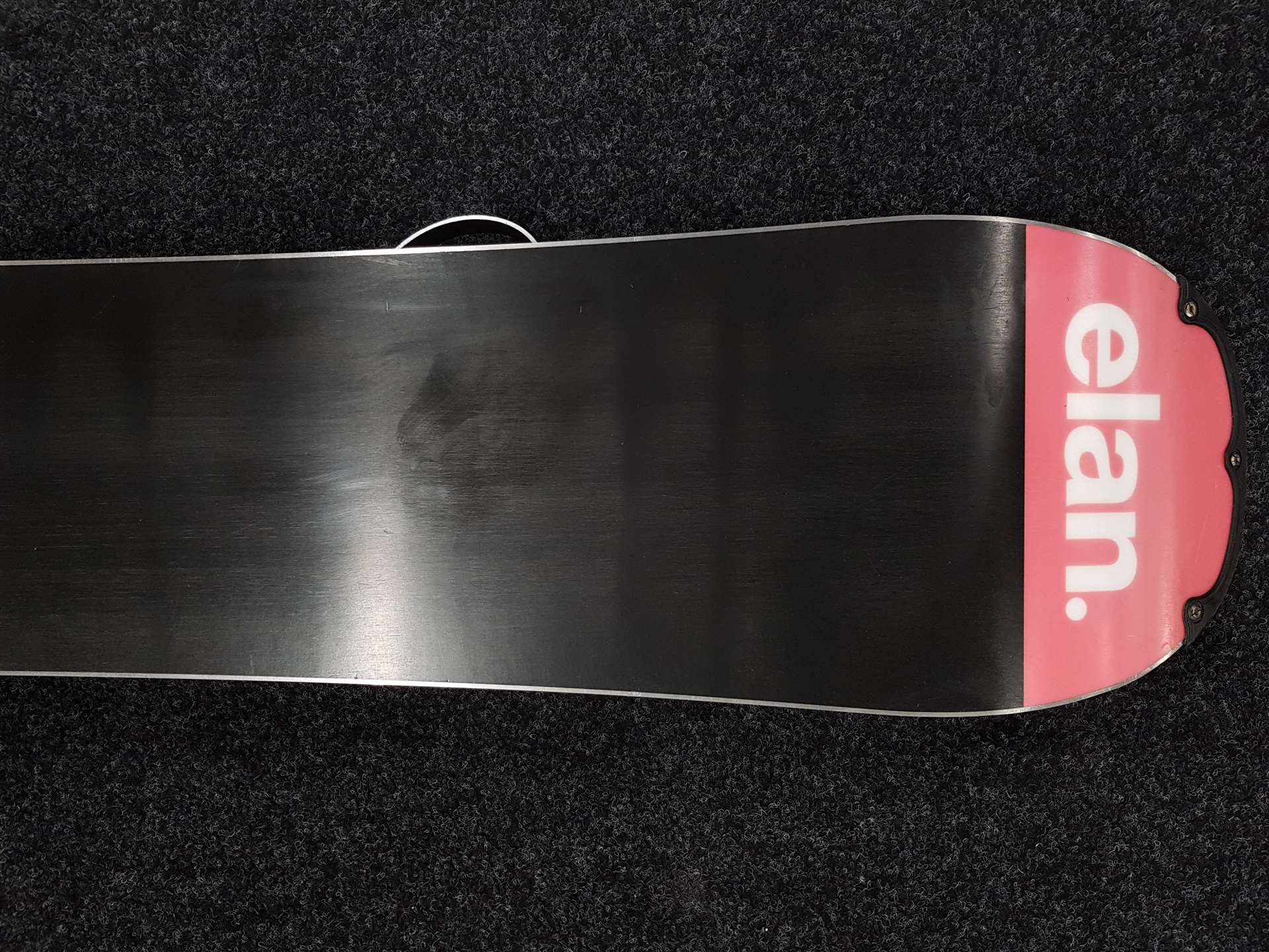 Použitý snowboard Elan Explore plus R + viazanie Head veľkosť L