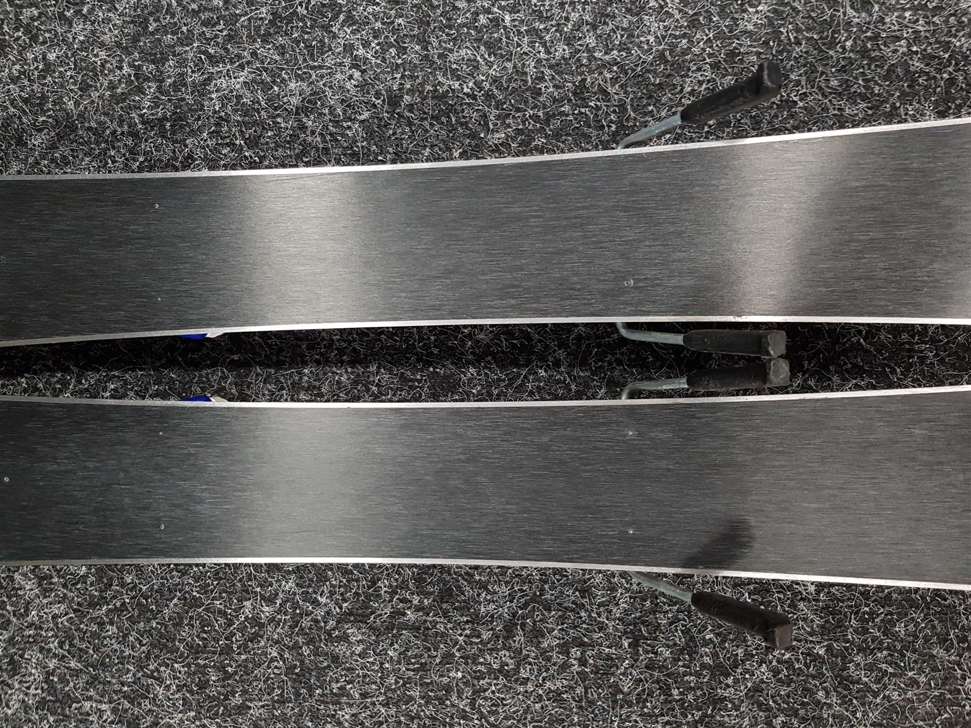 Použité lyže TecnoPro