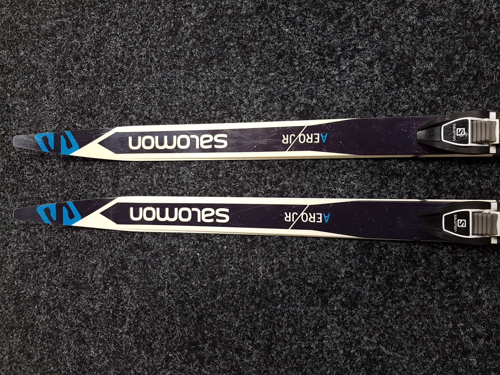Použité bežecké lyže Salomon Aero JR Skin + NNN viazanie Salomon