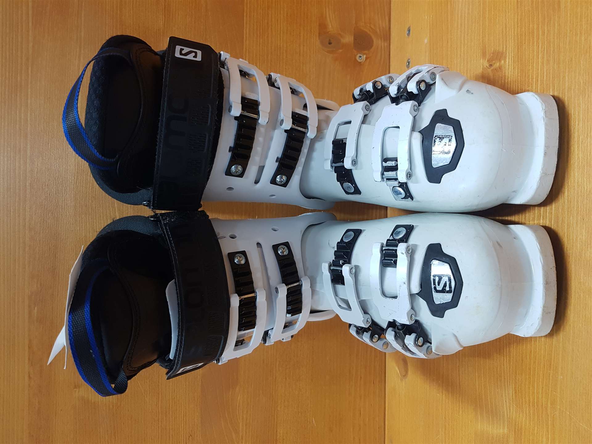 Použité lyžiarky SALOMON Xmax LC80