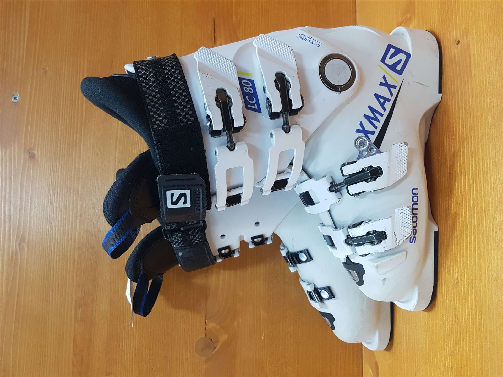 Použité lyžiarky SALOMON Xmax LC80