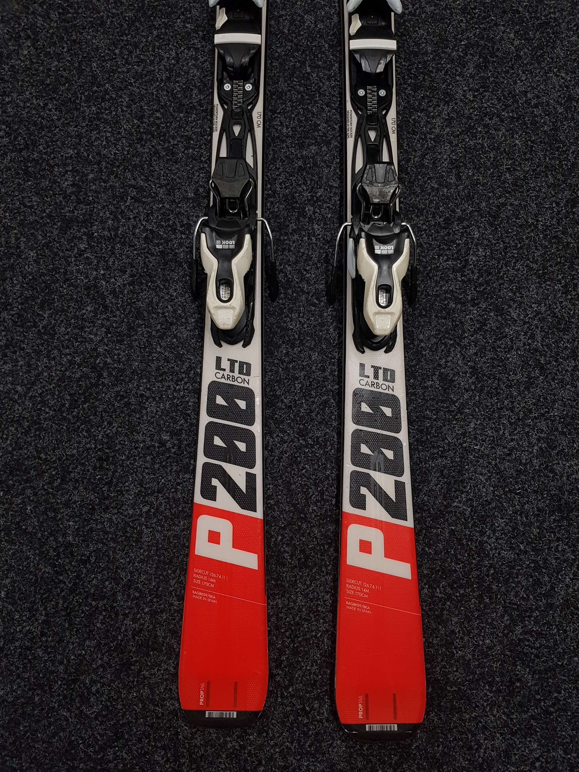 Bazárové lyže Rossignol Pursuit P200 LTD Carbon