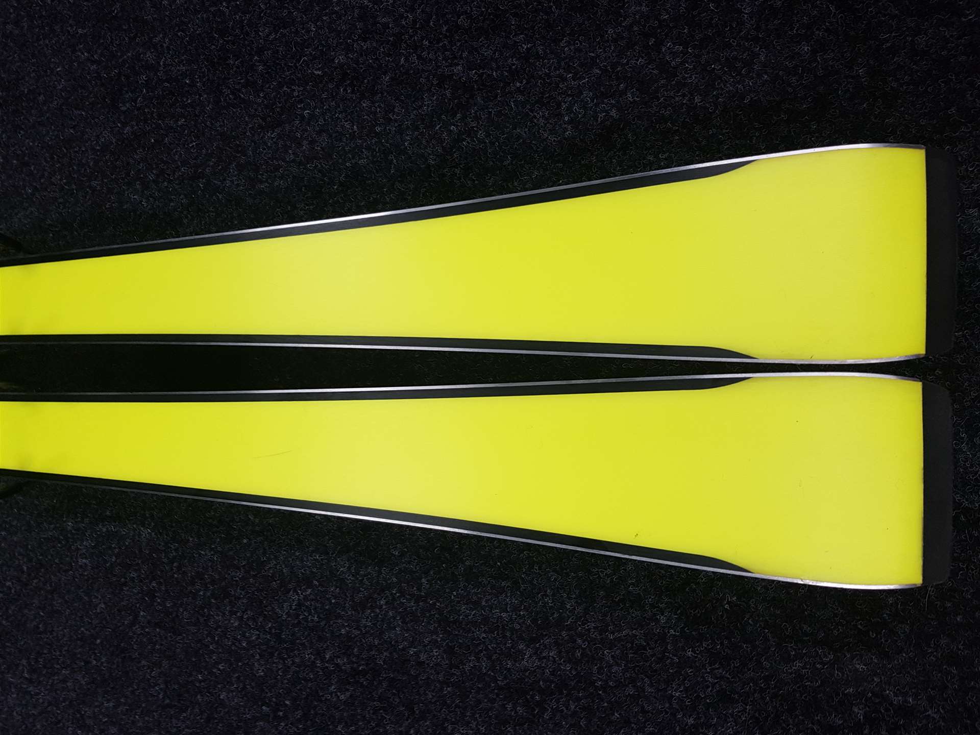 Použité lyže FISCHER The Curv RC4 + viazanie Fischer Z13