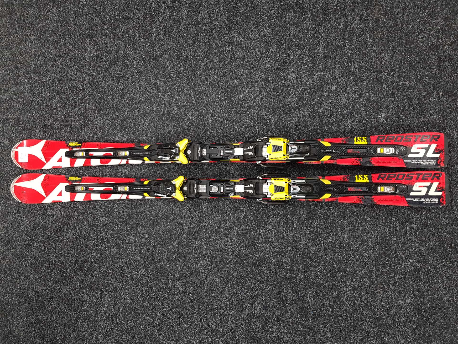Použité lyže ATOMIC Redster SL + viazanie Atomic Neox 12