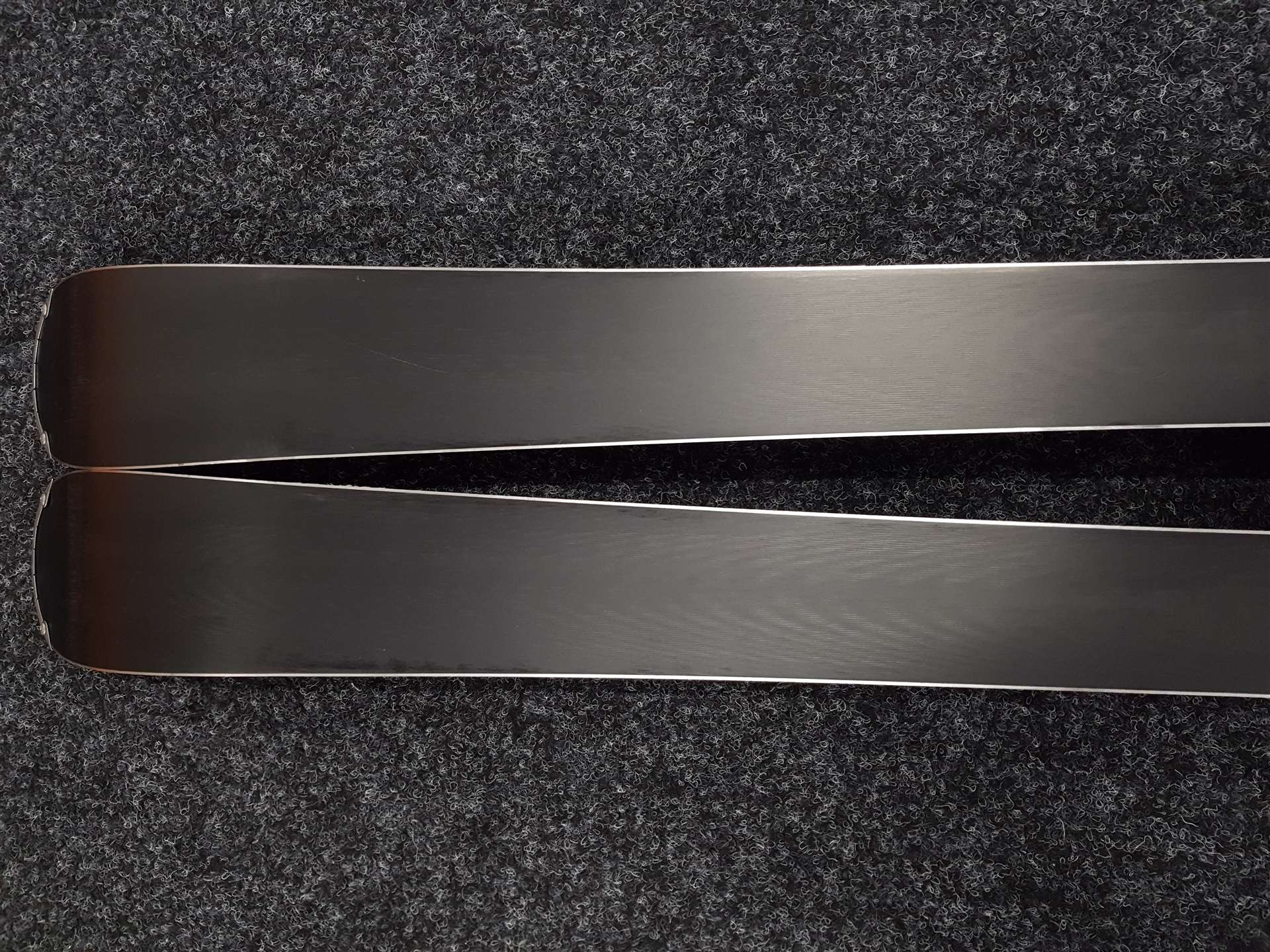 Použité lyže ATOMIC Bend X + viazanie Atomic Lithium 10